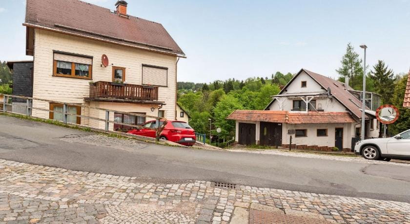 Wohnung in Stutzerbach nahe Skipiste Apartment in Ilmenau