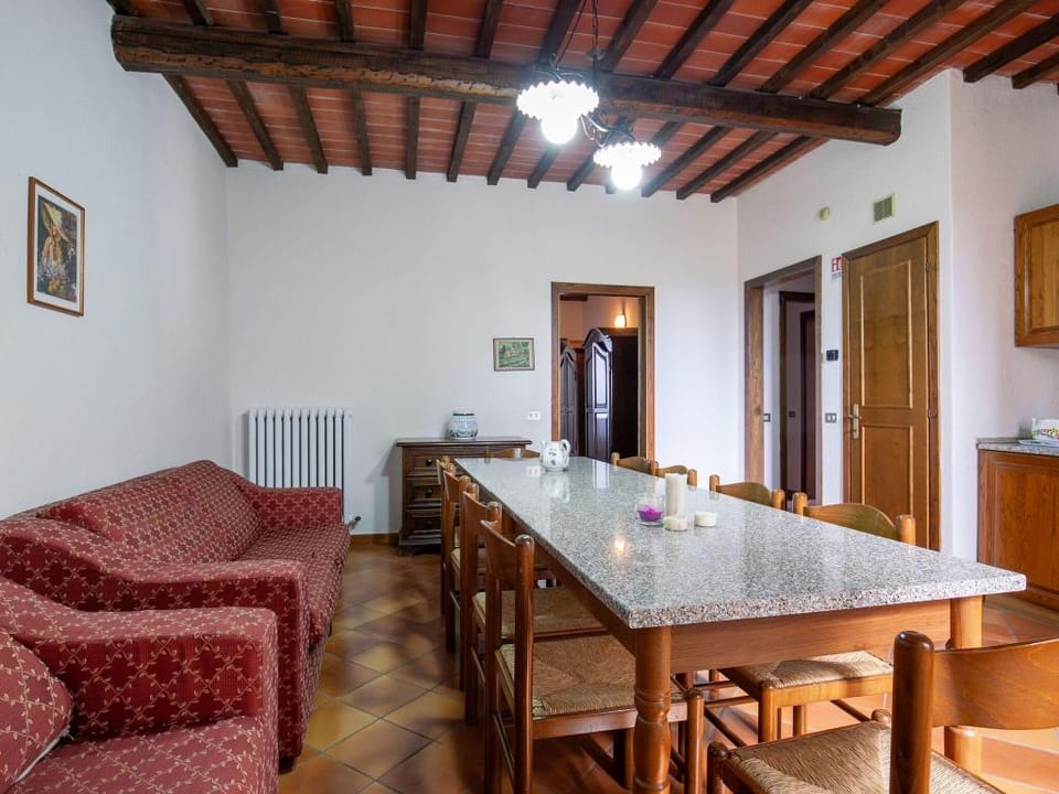 Spacious Tuscany Retreat Vacation rental in Tuscany
