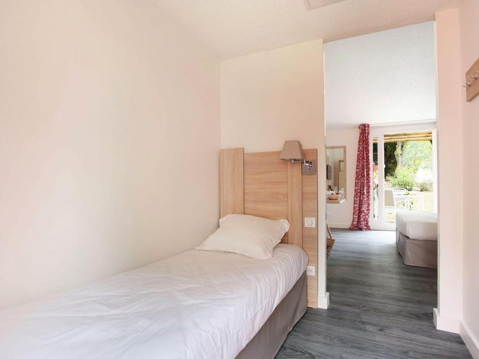 Resort in Arles near Camargue Flamingos Vacation rental in Arles