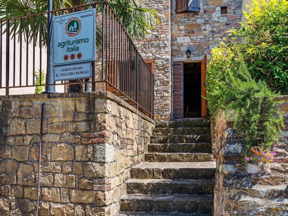 Holiday Home in Ca De Grimaldi with Garden Vacation rental in Emilia-Romagna