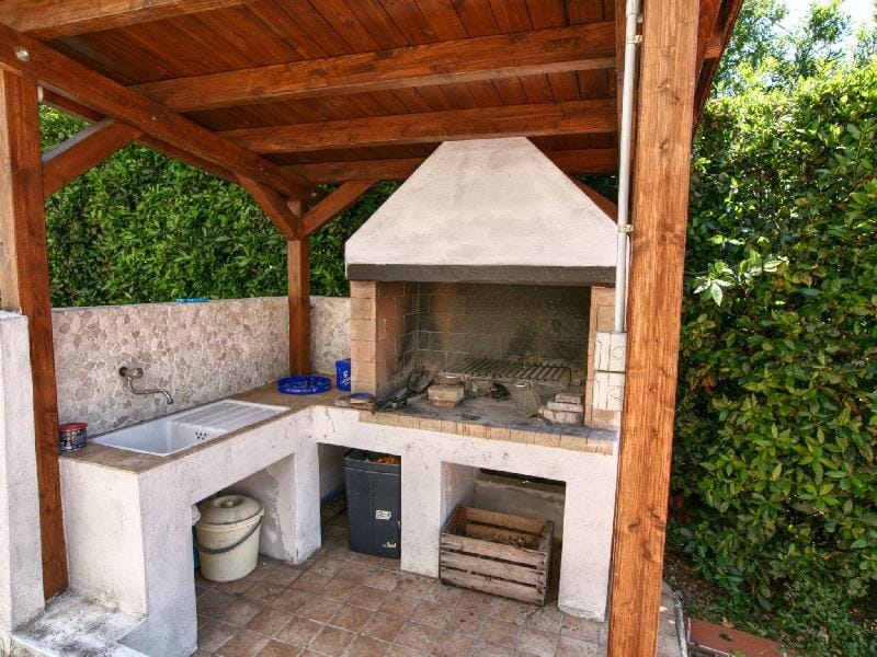 Mansion in San Valentino with Pool Vacation rental in Abruzzo