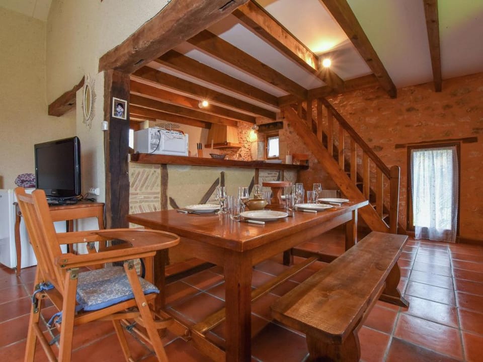 Beautiful holiday home with fenced pool Vacation rental in Occitanie