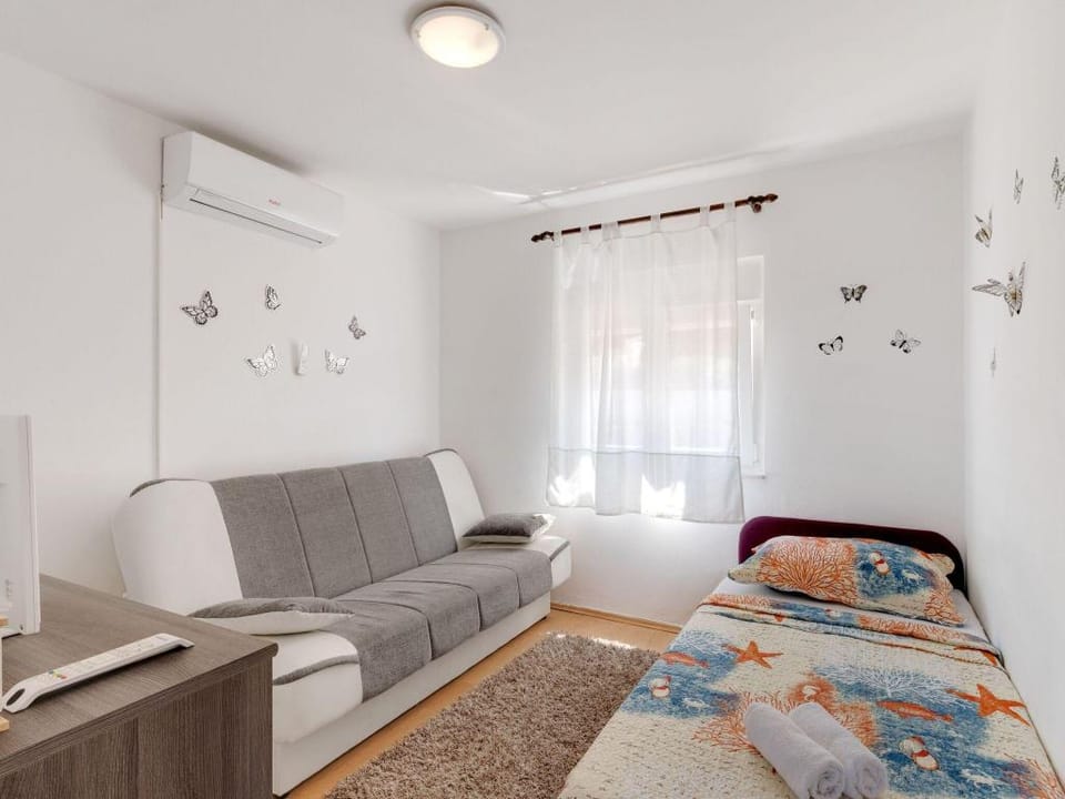 Holiday Home in Jasenice near Modric Cave Vacation rental in Zadar County