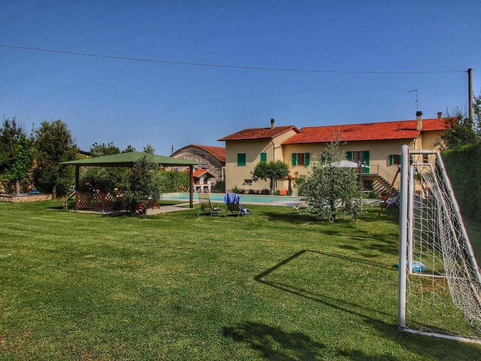 Serenity farmhouse in Castiglion Fiorentino Vacation rental in Umbria