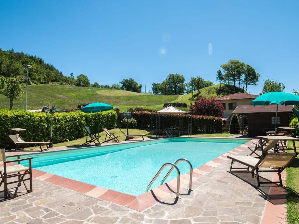 Villa in Lonnano with pool Villa in Emilia-Romagna