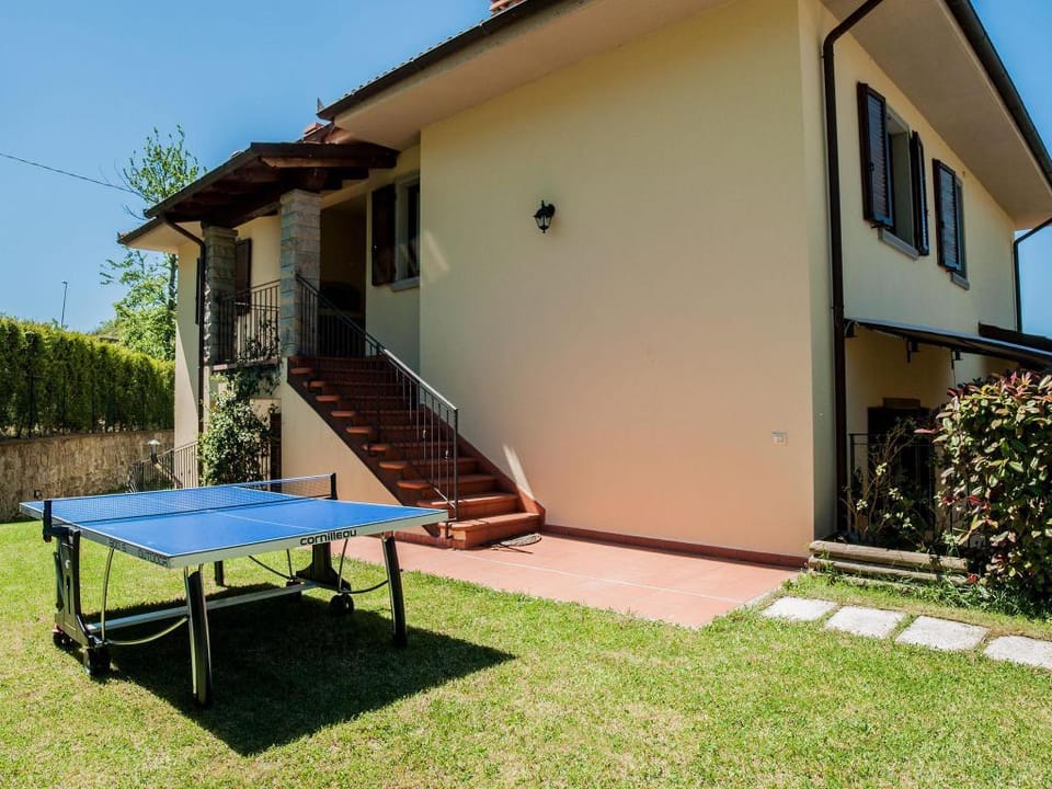 Villa in Lonnano with pool Villa in Emilia-Romagna