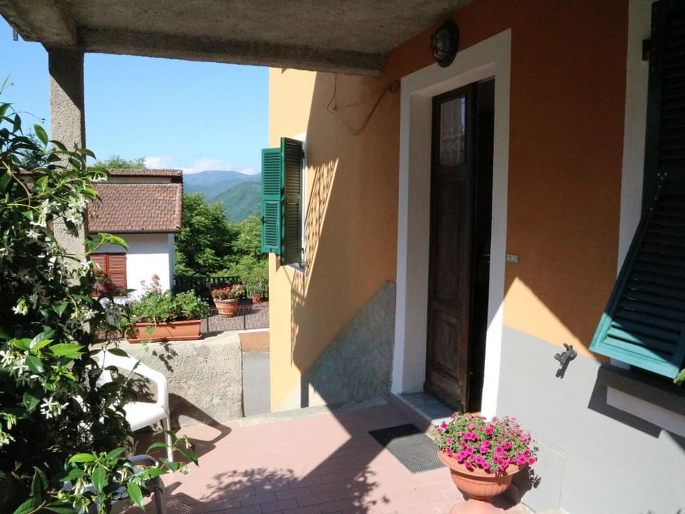 Holiday Home in Rio near Fishing Villages Vacation rental in Liguria