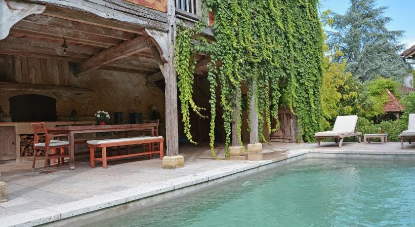 Holiday Home in Campagne with Pool and BBQ Vacation rental in Occitanie