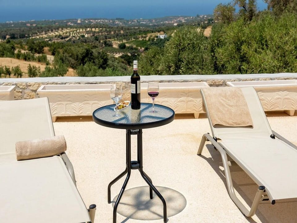 Amazing villa in Kyriana w/  Villa in Crete