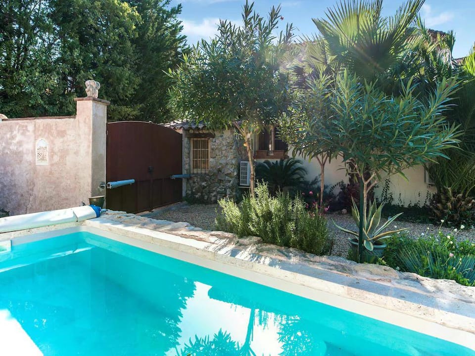 Holiday Home in Lorgues with Pool and Terrace Vacation rental in Lorgues