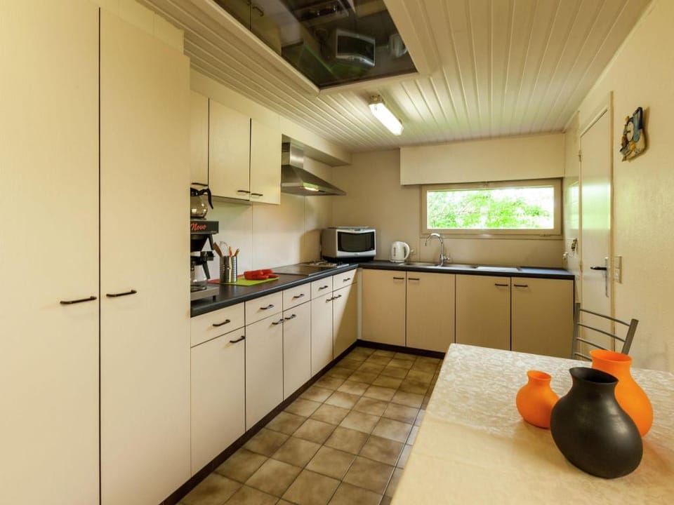 Mansion in Kruiskerke near Forest and Lake Vacation rental in Flanders
