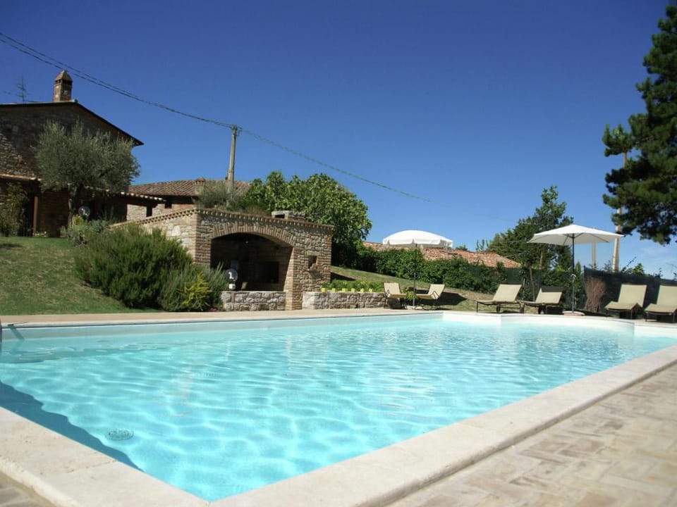 Villa in Umbertide with Pool and Garden Villa in Umbria