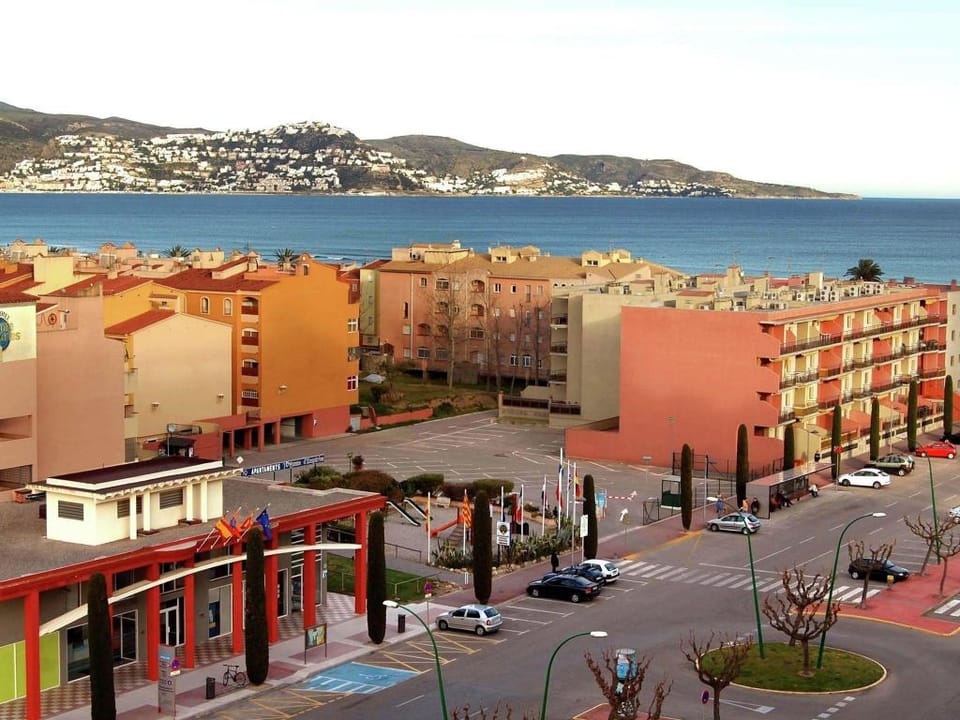 Apartment in Empuriabrava by the Beach Apartment in Alt Empordà