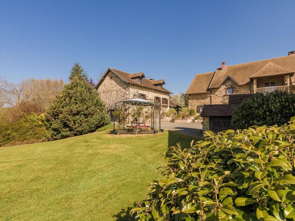 Chic holiday home with pool Vacation rental in Nouvelle-Aquitaine