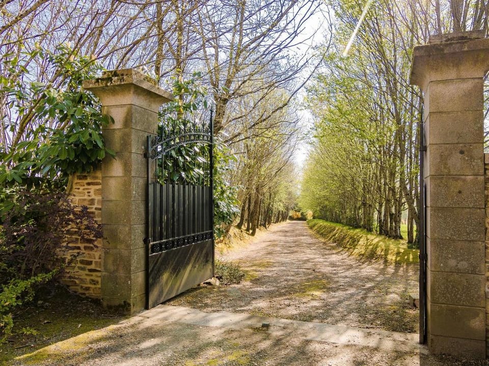 Chic holiday home with pool Vacation rental in Nouvelle-Aquitaine