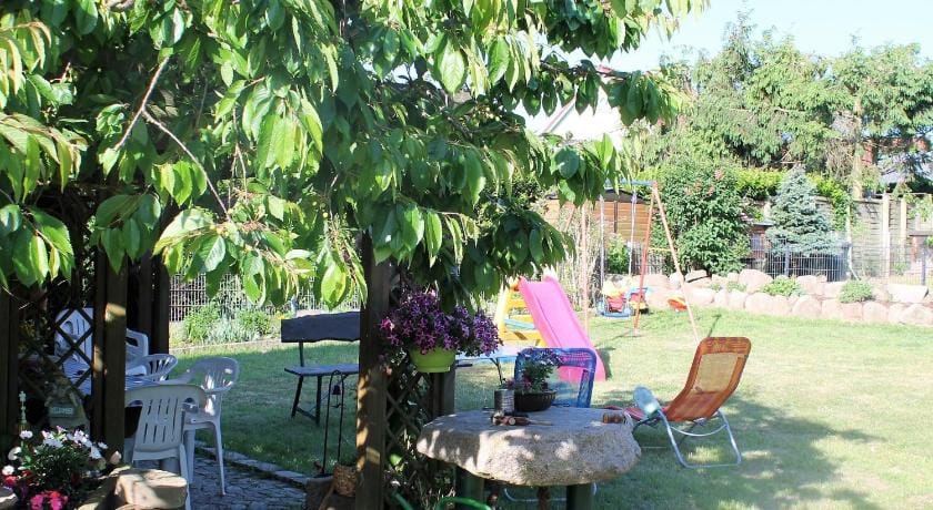 Cozy Apartment with Garden Apartment in Mecklenburg-Vorpommern, Germany