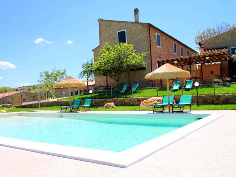Belvilla by OYO Tuscan Farmhouse with Private Pool Vacation rental in Tuscany