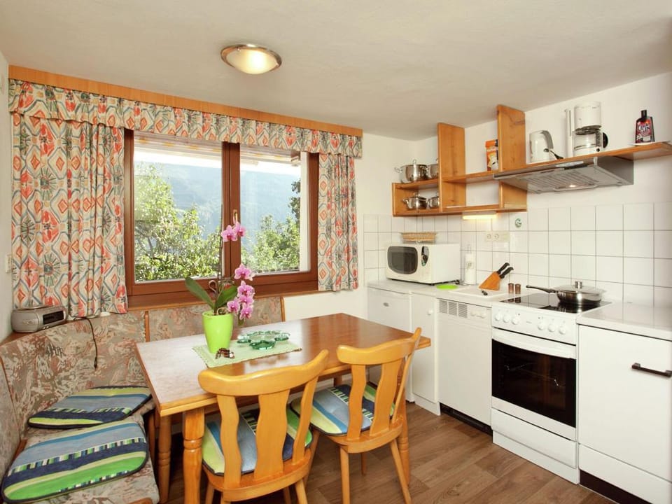 Apartment in Stuhlfelden near Ski Lift Apartment in Salzburgerland