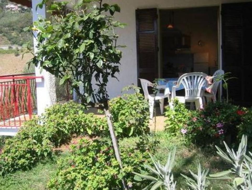 Escape Near Cinque Terre Vacation rental in Liguria