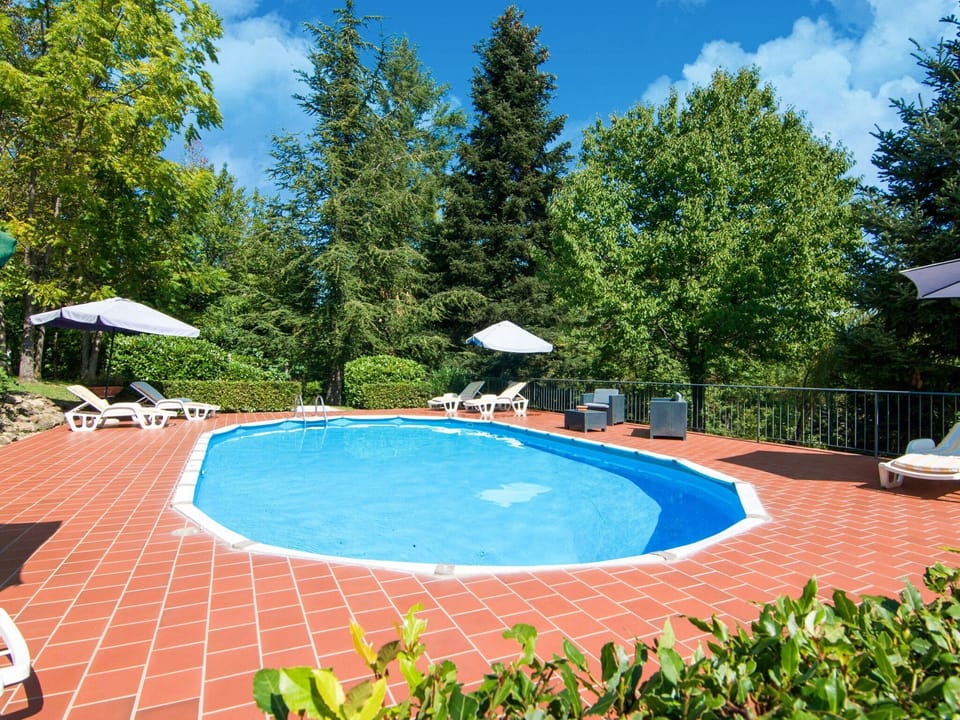 Large Group Retreat with Pool Vacation rental in Marche