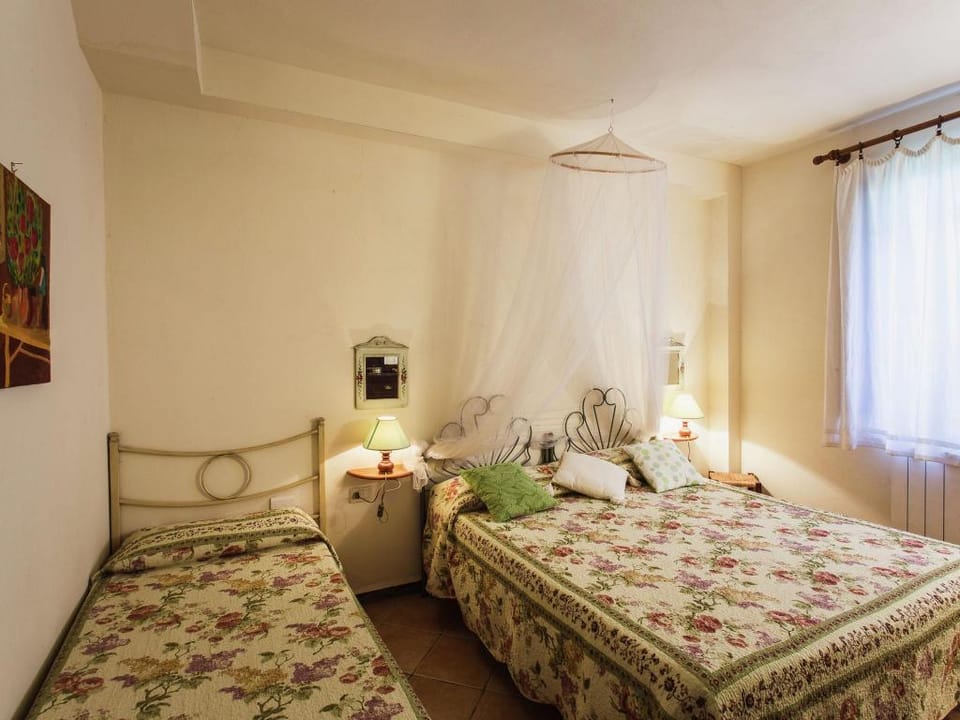 Rustic Tranquility, Umbrian Vacation rental in Umbria