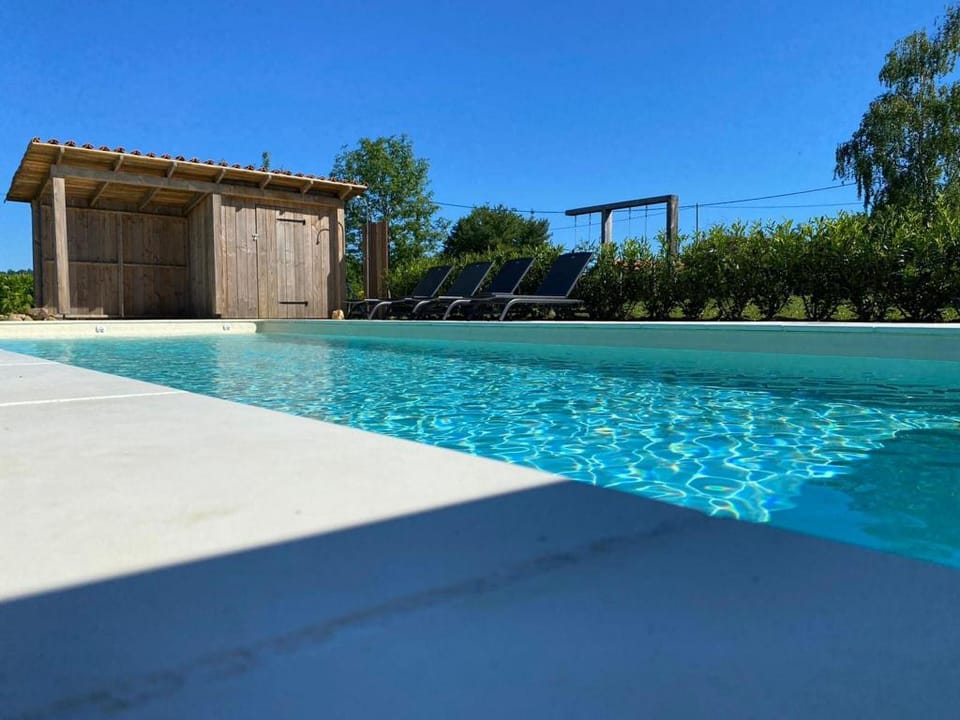 Charming holiday home with private pool Vacation rental in Nouvelle-Aquitaine