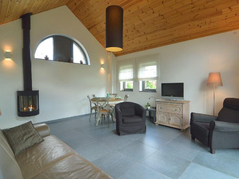 Scenic Cottage in Rahier Vacation rental in Trois-Ponts