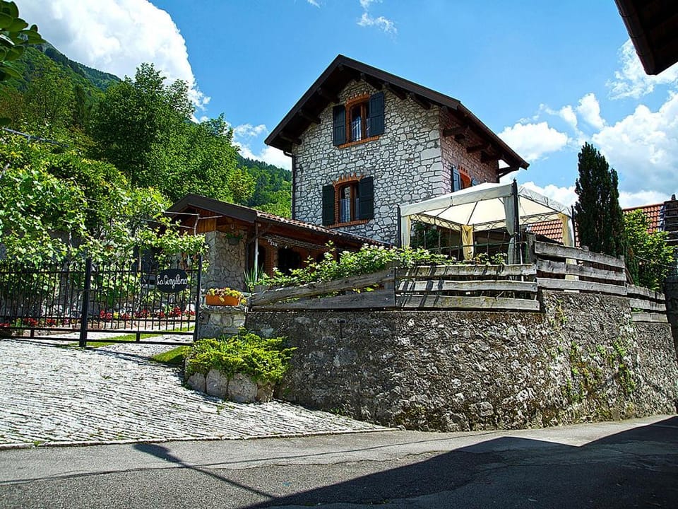 Cottage in Italy with Alpine Fireplace Vacation rental in Trentino-South Tyrol