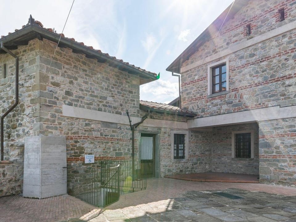 Tuscan Haven- Spacious Home Vacation rental in Province of Massa and Carrara