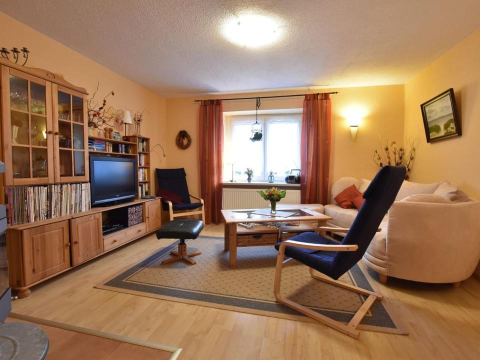Hubsches Appartement in Am Salzhaff mit Kamin Apartment in Rerik