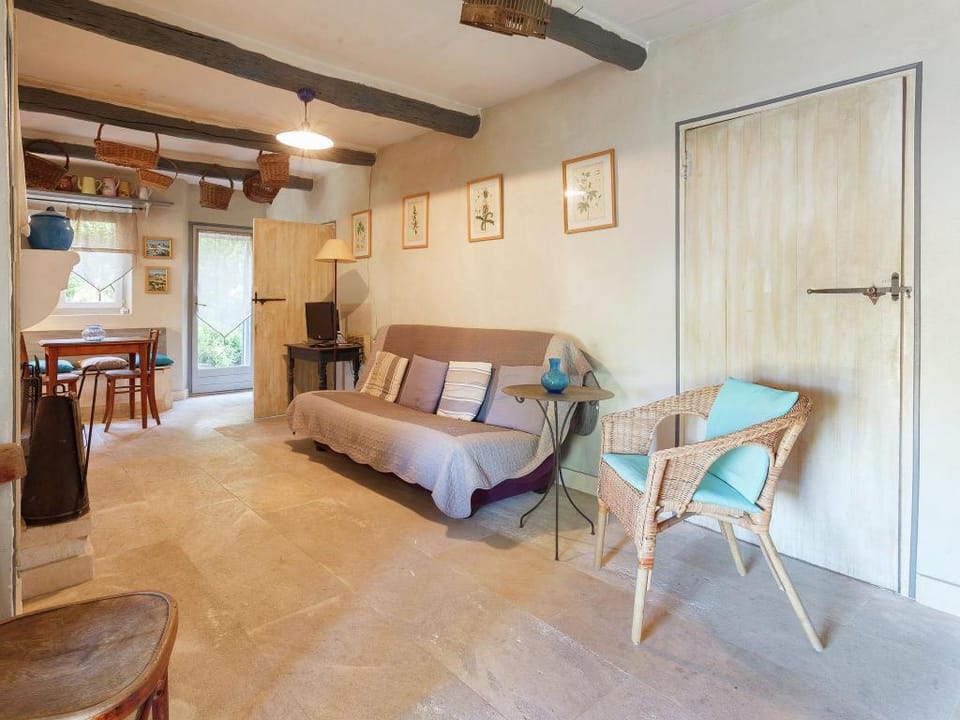 Cottage in Oppede with Pool and Garden Vacation rental in Provence-Alpes-Côte d'Azur