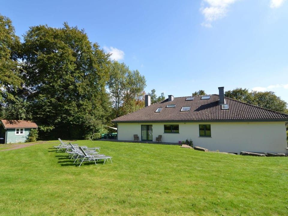 Scenic Villa near Lake View Villa in Wallonia, Belgium