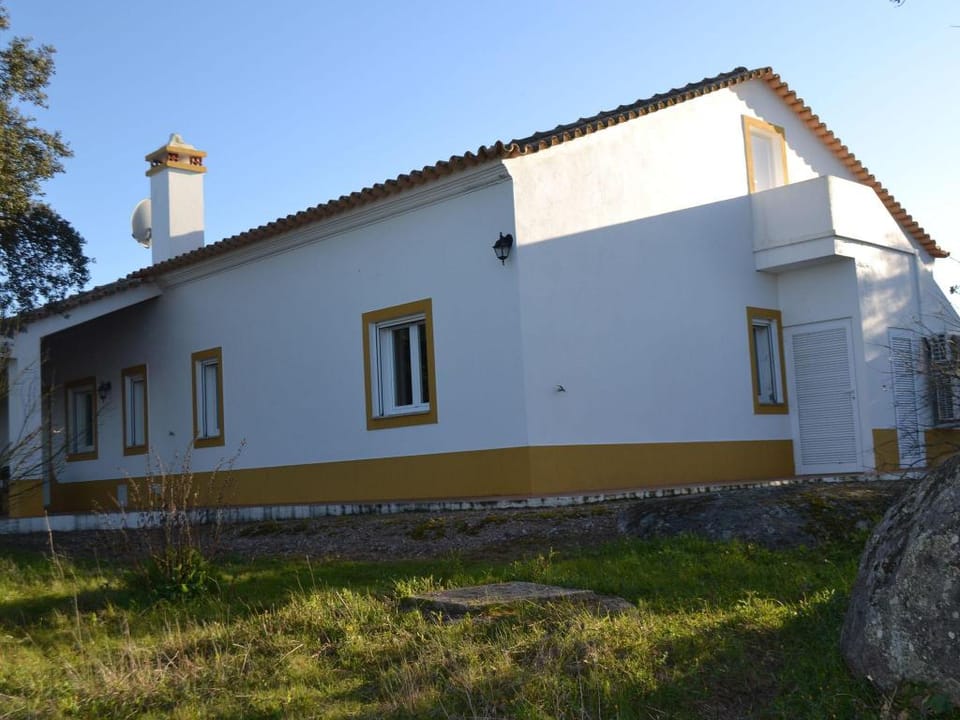 Tranquil Alentejo Villa with pool Villa in Santarém District, Portugal