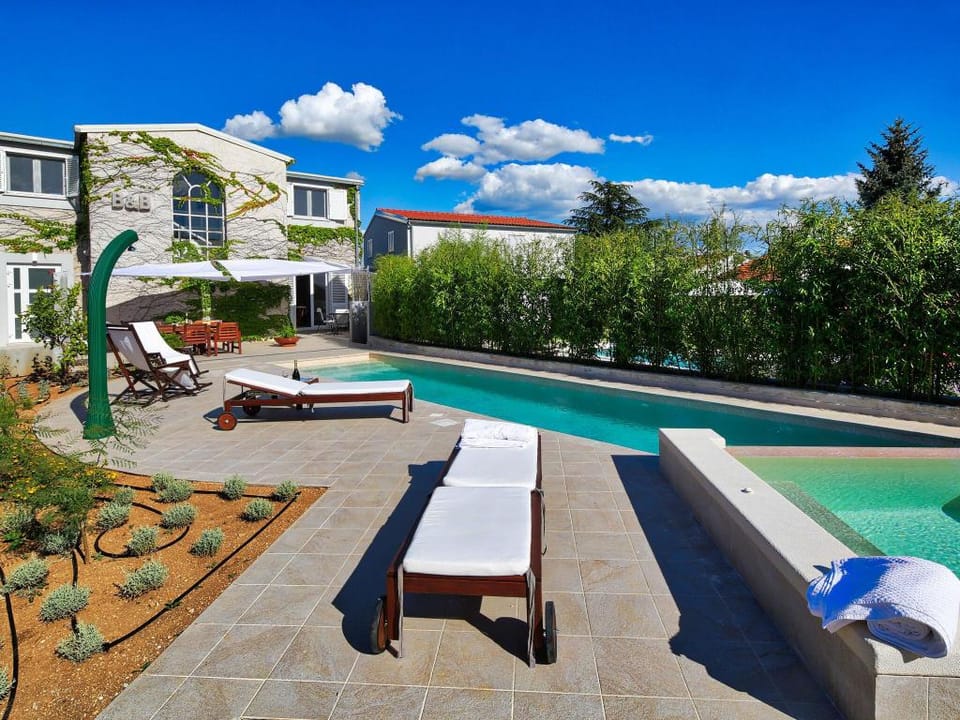Charming Villa with Pool Villa in Šibenik