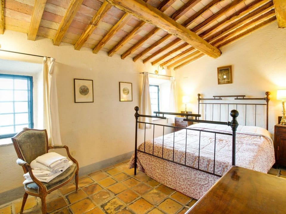 Villa in Rome with Pool  Stunning Views Villa in Umbria