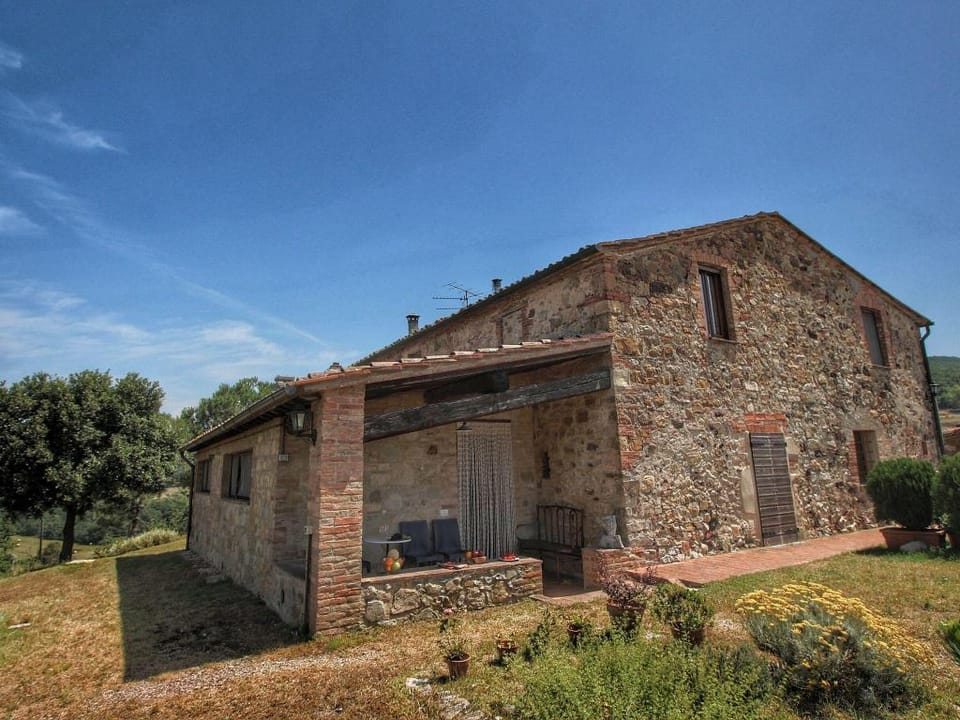 Belvilla by OYO Olmi Vacation rental in Tuscany