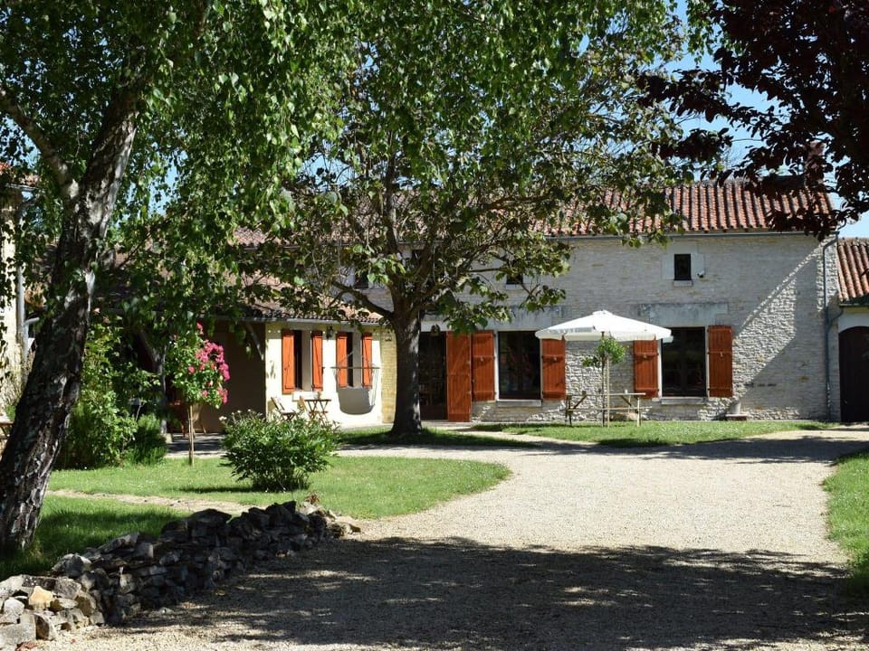 Holiday Home in Saint-Jean near Loire Castles Vacation rental in Pays de la Loire