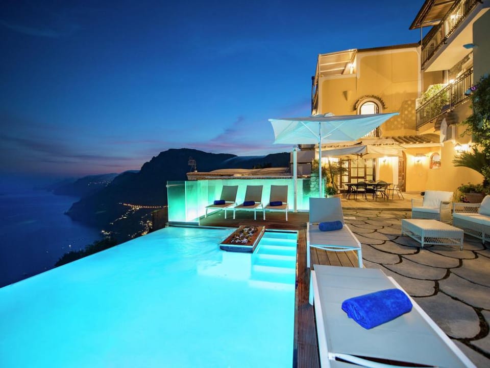 Villa in Nocelle with Amalfi Coast Views Villa in Campania