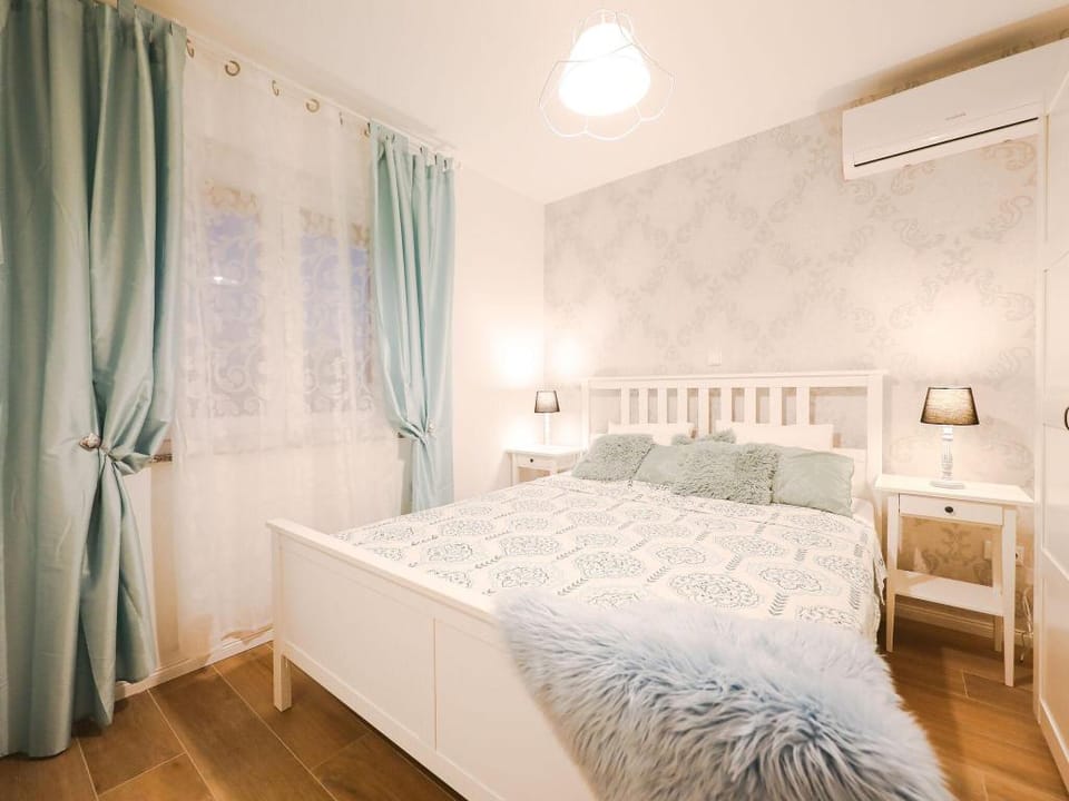 Villa in Pridraga with Private Pool Villa in Šibenik-Knin County, Croatia