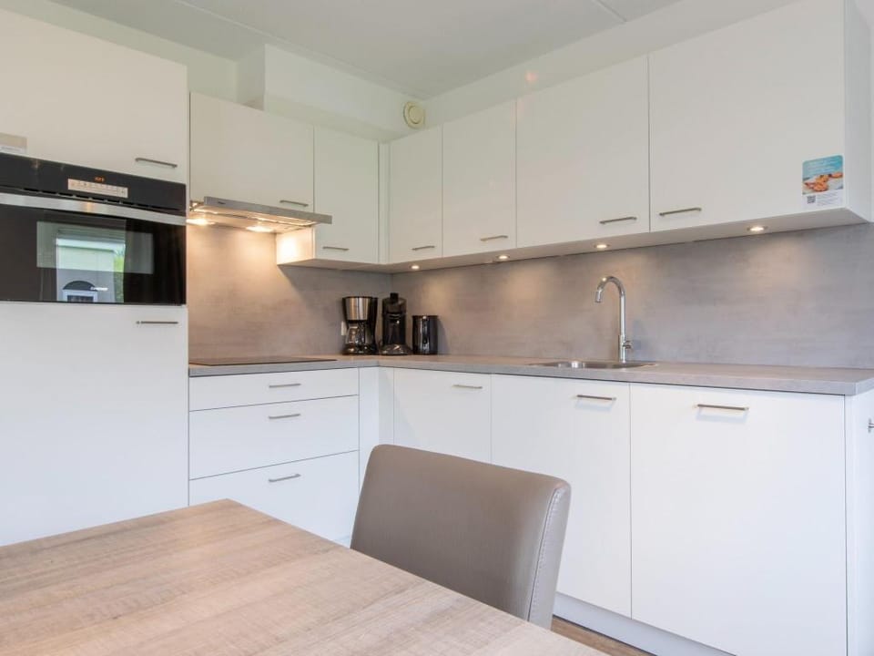 Holiday Home in Zeeland near the Coast Vacation rental in Noordwelle
