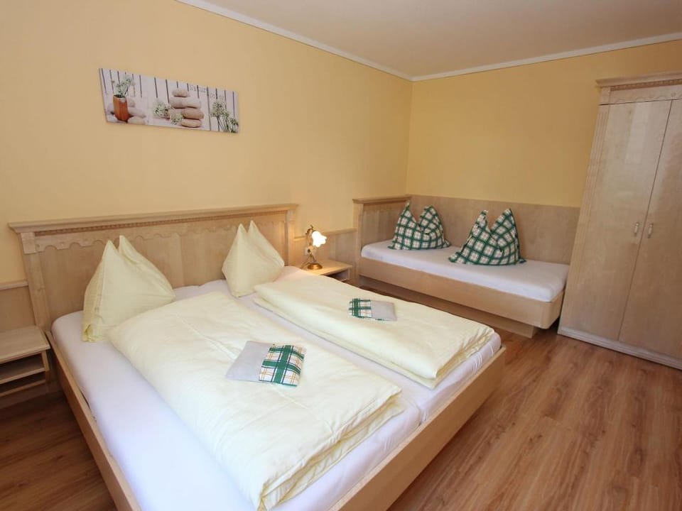 Apartment in Huttschlag near Ski Bus Apartment in Salzburgerland