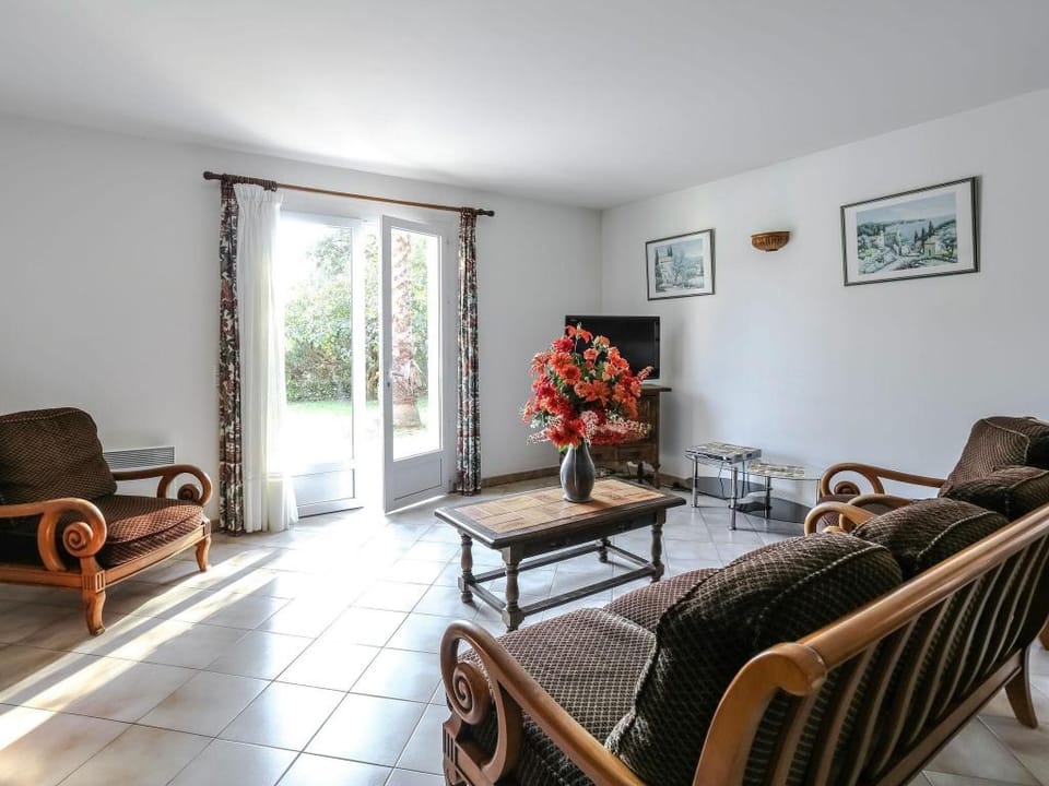 Holiday Home in Bormes with Private Pool Vacation rental in Bormes-les-Mimosas