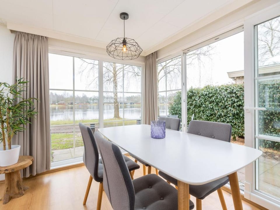 Modern and Cozy Chalet in Twente Vacation rental in Overijssel (province)