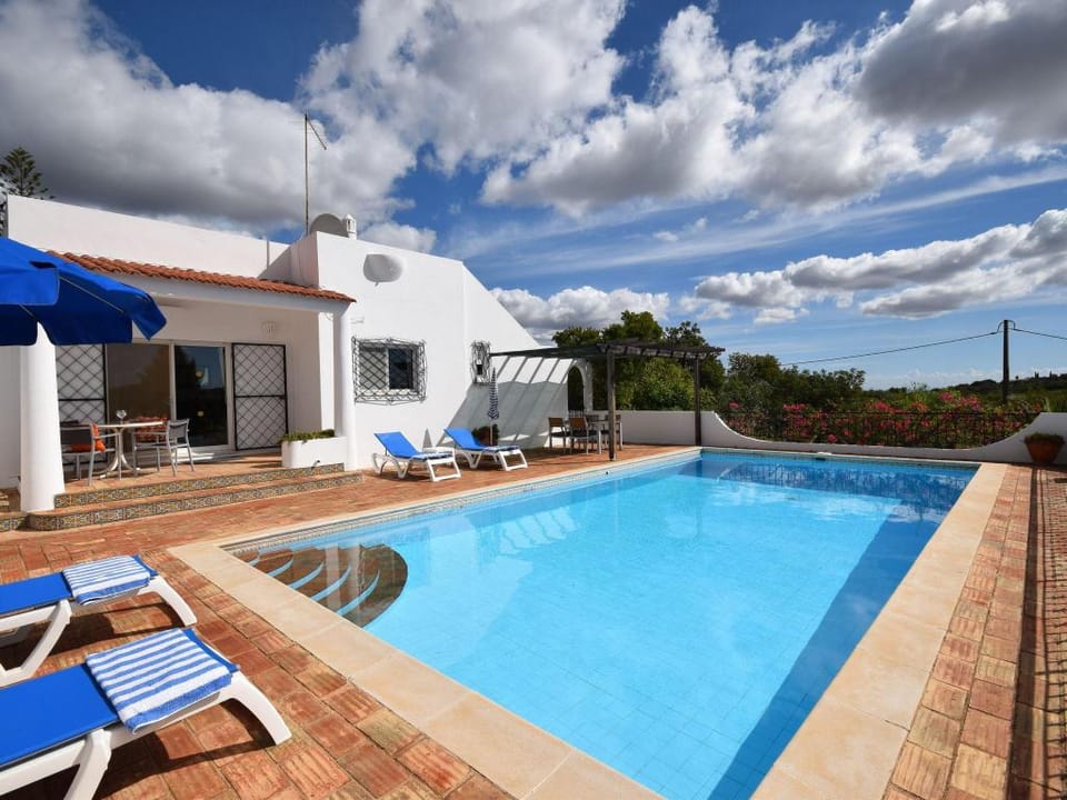 Casa O Sonho near Faro with private pool Villa in Faro District