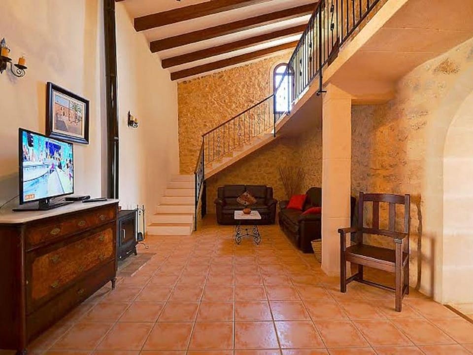 Farmhouse in Mallorca with Pool  Views Vacation rental in Llevant