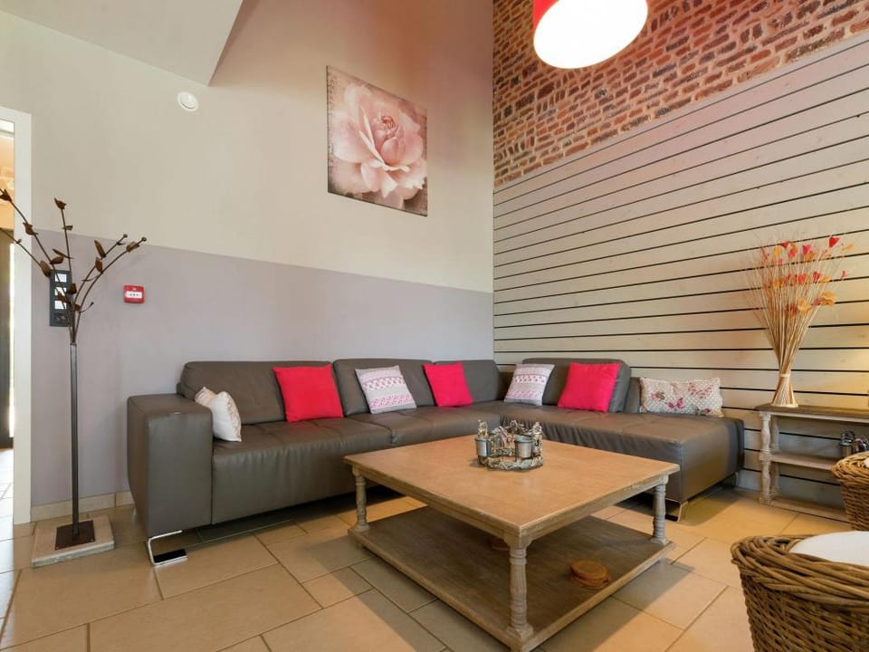 Marche Farmhouse with Hot Tub Vacation rental in Wallonia, Belgium