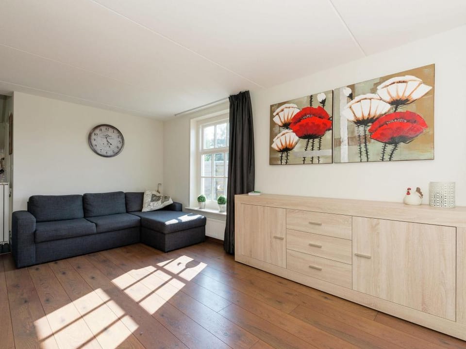 Holiday Home near Lutjestrand Beach Vacation rental in Hippolytushoef
