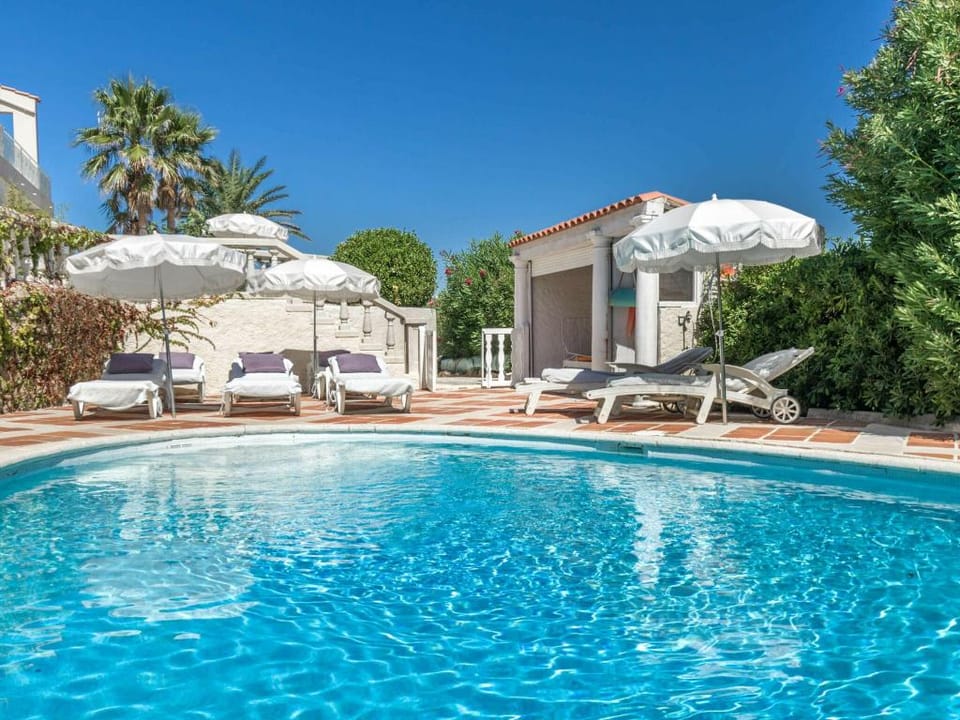 Villa in Les Issambres near the Sea Villa in Roquebrune-sur-Argens