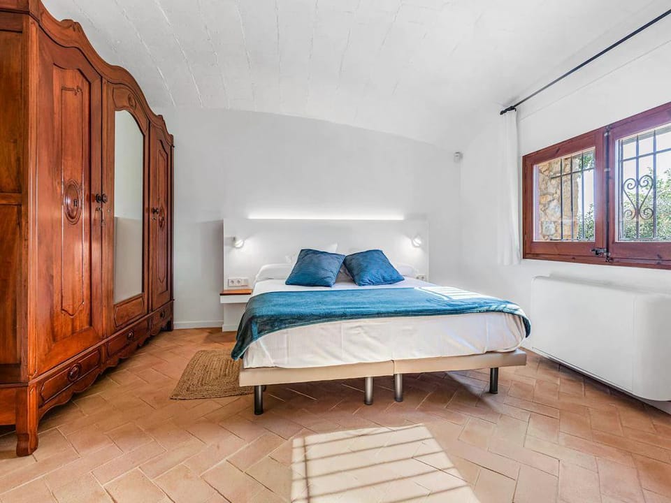 Charming Home Near Vulpellac Vacation rental in Baix Empordà