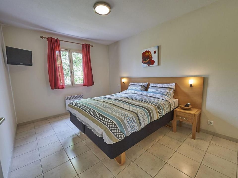 Villa in France with Private Garden Vacation rental in Occitanie